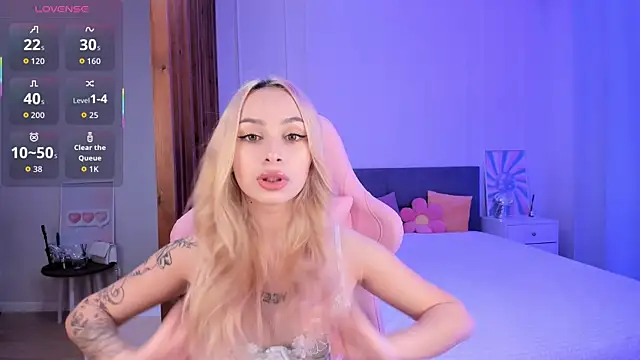 LanaYoung18 online show from 12-04-25, 05:17