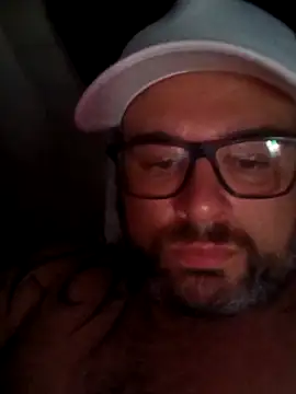 Snapshot of ursosvp chatting on 10-25-25, 09:31 ursosvp online show from 10-25-25, 09:31