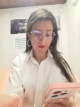 Valentina--1 online show from 05-28-26, 10:23