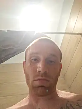 Snapshot of derrik987zzz chatting on 10-24-25, 04:58 derrik987zzz online show from 10-24-25, 04:58