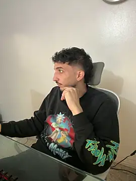 Snapshot of Seven_s chatting on 10-29-25, 03:14 Seven s online show from 10-29-25, 03:14