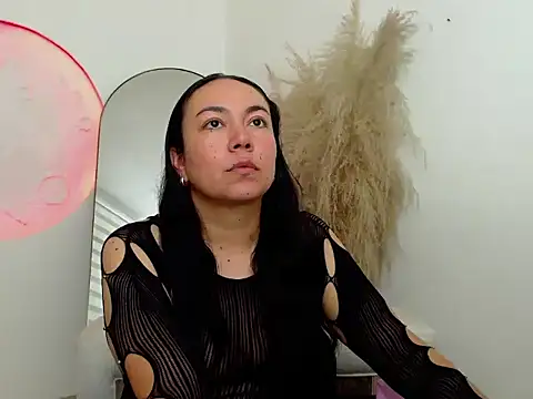 Yadis hot online show from 02-09-26, 12:47