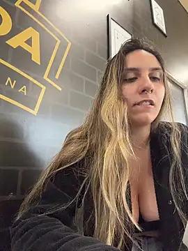 sarah honey   online show from 03-17-26, 03:15