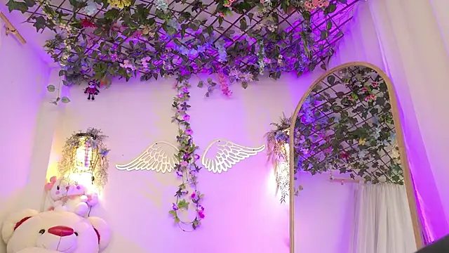 ISA NIXON online show from 03-10-26, 11:21