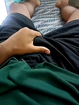 icandowhateveruwant3 online show from 10-24-25, 09:28