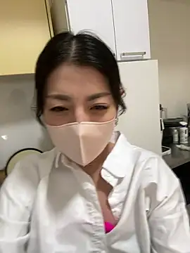 Snapshot of akimix_xoxo chatting on 11-10-25, 02:38 akimix xoxo online show from 11-10-25, 02:38