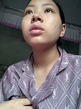 Milk xx online show from 11-02-25, 07:11