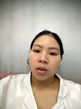 Milk xx online show from 11-03-25, 02:51