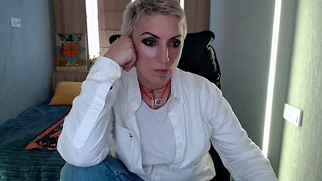 Sweet-n-Strong online show from 06-20-26, 06:05