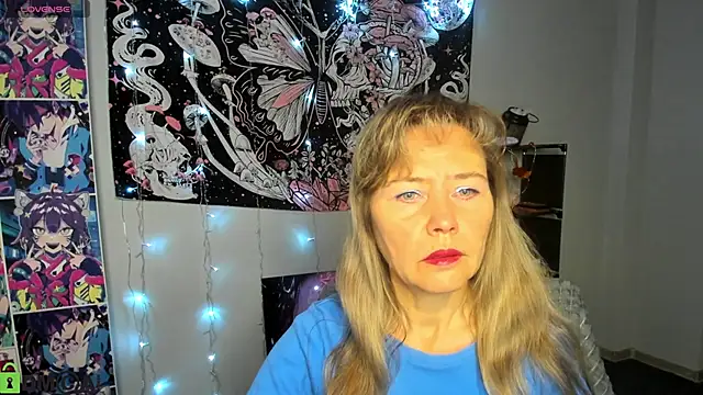 Carla Vogue online show from 12-15-25, 03:00