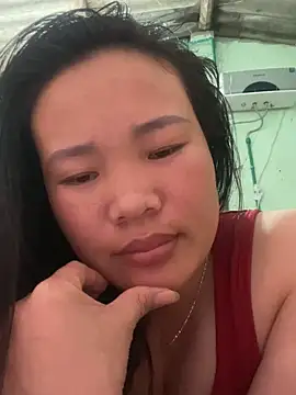Snapshot of Macy-y chatting on 10-24-25, 02:46 Macy-y online show from 10-24-25, 02:46