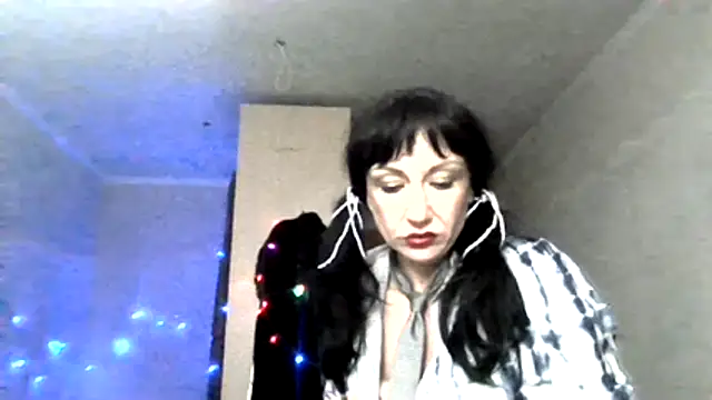 Snapshot of LilaniLoverx chatting on 11-18-25, 11:15 LilaniLoverx online show from 11-18-25, 11:15