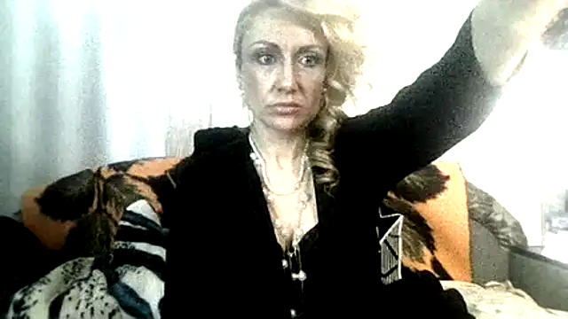 Snapshot of LilaniLoverx chatting on 12-14-25, 12:16 LilaniLoverx online show from 12-14-25, 12:16