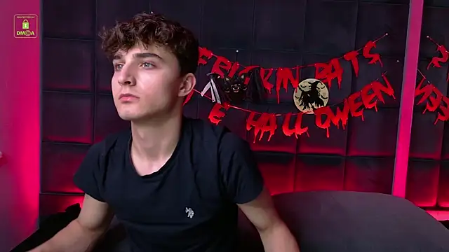 Richard steele hot online show from 10-28-25, 03:25