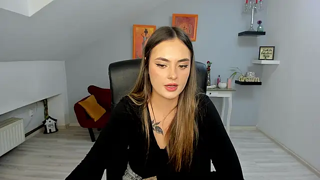 SerenLys online show from 11-11-25, 08:53