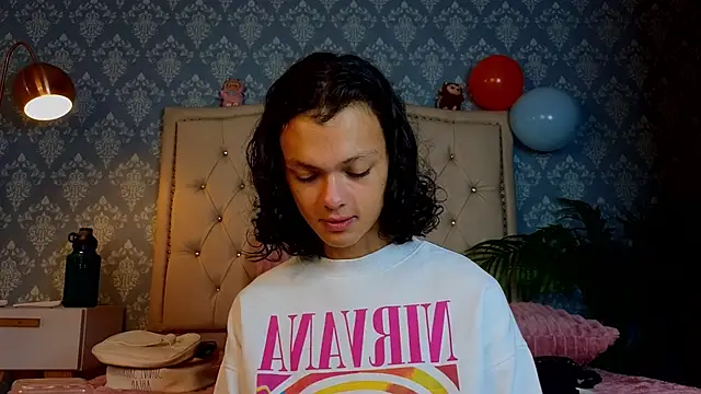 Indi rave online show from 01-10-26, 01:24