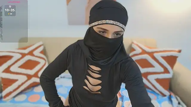 Lailaa lush online show from 10-31-25, 07:42