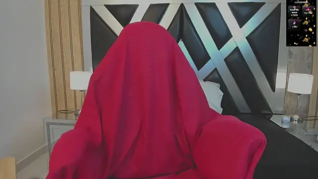 Snapshot of CloePerson chatting on 03-13-26, 03:18 CloePerson online show from 03-13-26, 03:18