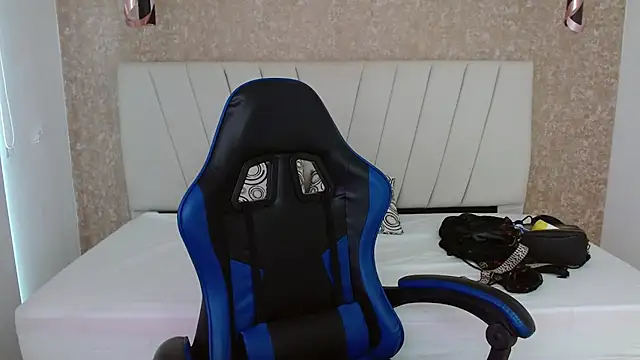 AliceSmity  online show from 02-03-26, 12:21