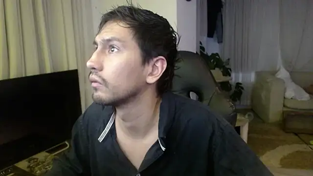 Snapshot of cowboy_co chatting on 11-05-25, 03:28 cowboy co online show from 11-05-25, 03:28