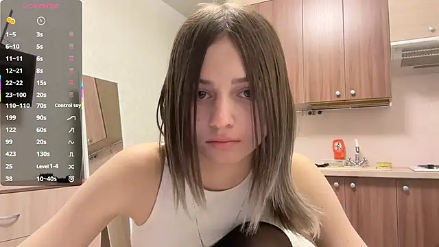 AidaGloshen online show from 12-04-25, 01:31