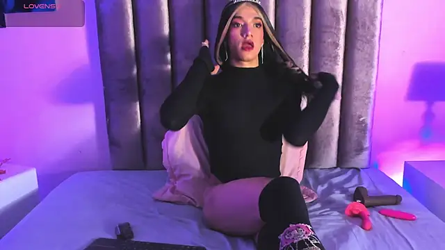 Snapshot of Samy_Johnson1 chatting on 10-29-25, 08:10 Samy Johnson1 online show from 10-29-25, 08:10