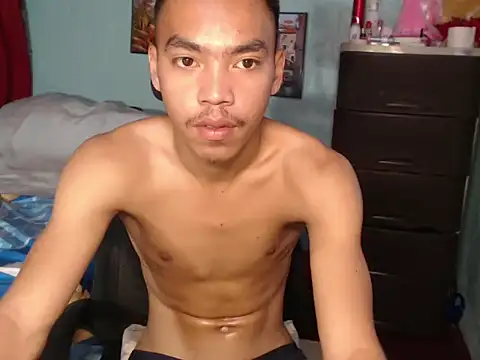 Snapshot of slimraz02 chatting on 03-10-26, 03:00 slimraz02 online show from 03-10-26, 03:00