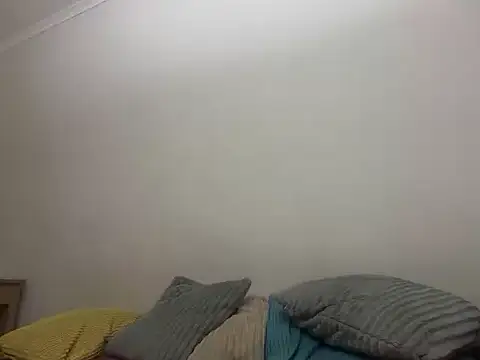 Snapshot of BrunoTwinkXXL chatting on 10-25-25, 02:41 BrunoTwinkXXL online show from 10-25-25, 02:41