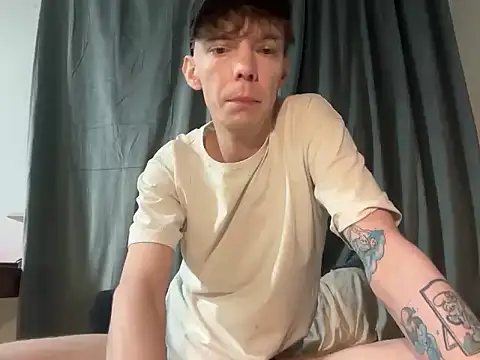 BrunoTwinkXXL online show from 02-06-26, 12:59