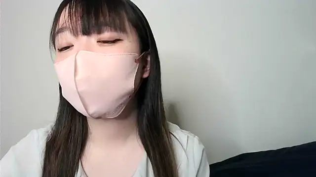 Snapshot of yua_chan00 chatting on 03-10-26, 04:01 yua chan00 online show from 03-10-26, 04:01