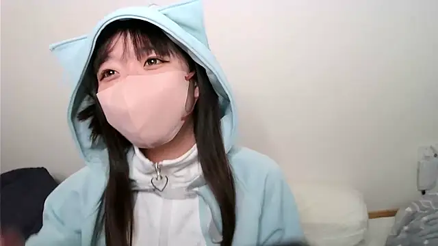 Snapshot of yua_chan00 chatting on 03-21-26, 07:06 yua chan00 online show from 03-21-26, 07:06