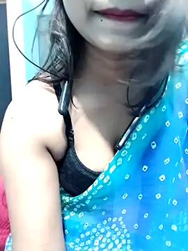 Snapshot of cute_mahi07 chatting on 10-27-25, 06:56 cute mahi07 online show from 10-27-25, 06:56