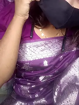 Snapshot of cute_mahi07 chatting on 12-01-25, 07:19 cute mahi07 online show from 12-01-25, 07:19