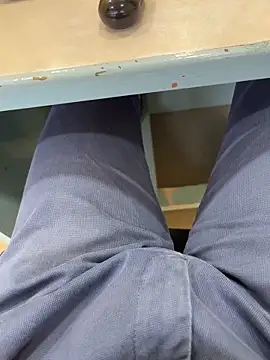 Snapshot of bitujd98 chatting on 11-06-25, 05:08 bitujd98 online show from 11-06-25, 05:08