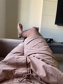 Snapshot of bitujd98 chatting on 11-09-25, 07:06 bitujd98 online show from 11-09-25, 07:06