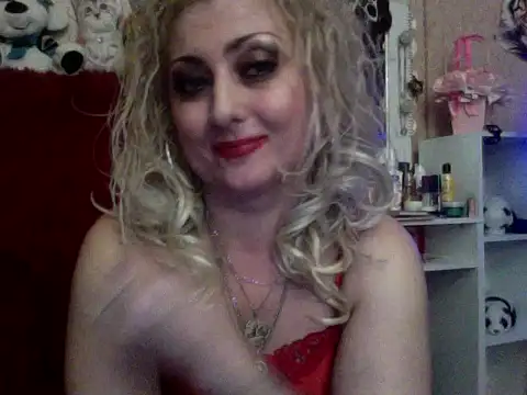 Snapshot of xHot_Amazonq chatting on 11-07-25, 10:43 xHot Amazonq online show from 11-07-25, 10:43