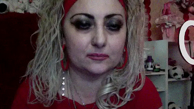 Snapshot of xHot_Amazonq chatting on 01-31-26, 08:18 xHot Amazonq online show from 01-31-26, 08:18