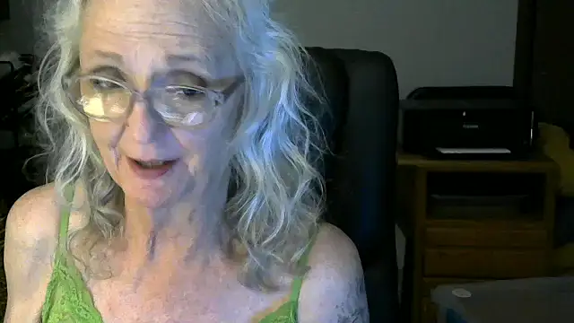 JoleneDelacroix online show from 11-15-25, 04:21