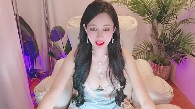 Vv123668 online show from 12-17-25, 02:12