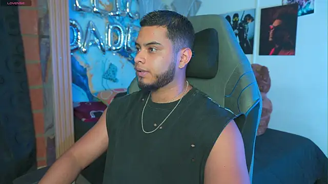 Tiler wolker online show from 03-03-26, 01:56