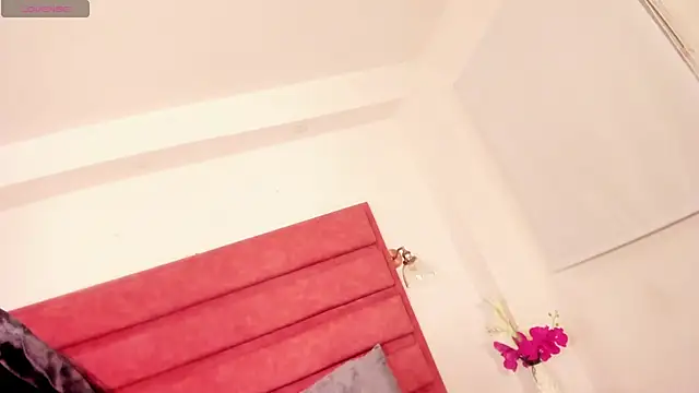 naomy sexy  online show from 03-04-26, 10:05