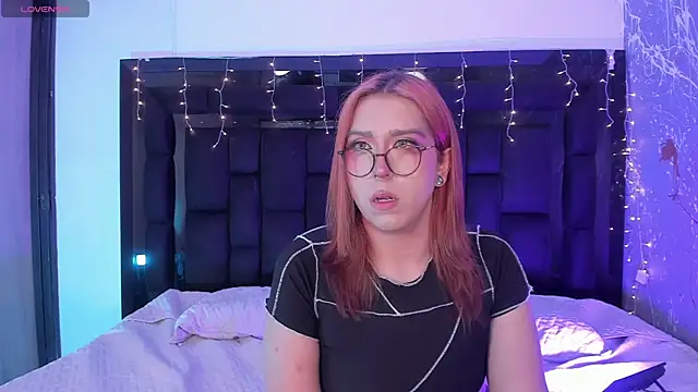 JanneBlossom  online show from 12-19-25, 09:55