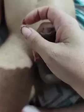 Snapshot of Dylan_2717 chatting on 11-02-25, 05:10 Dylan 2717 online show from 11-02-25, 05:10