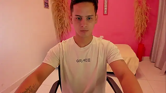 elmasmas01 online show from 11-15-25, 09:11