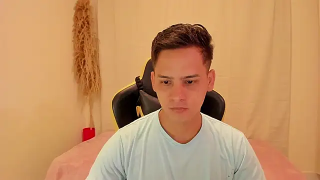 elmasmas01 online show from 01-12-26, 02:00