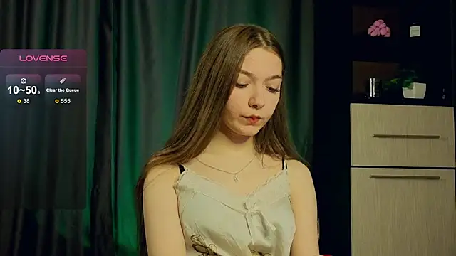 Snapshot of miragge_ chatting on 01-12-26, 02:50 miragge online show from 01-12-26, 02:50