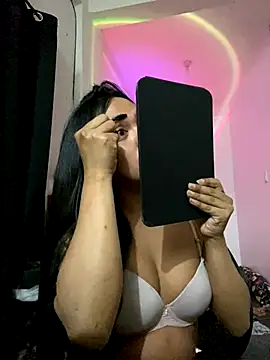 MiyakoCavendish online show from 10-26-25, 04:46