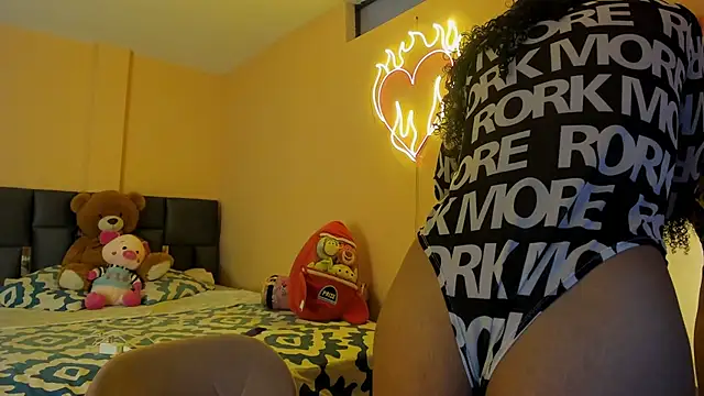 Keniia rizz online show from 05-06-26, 06:46