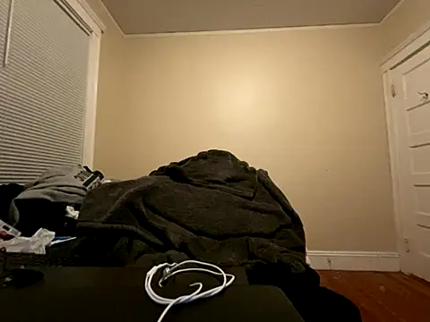 KeepItToMeOnly online show from 11-10-25, 04:44