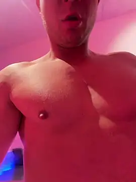 PolishBoy1995 online show from 06-17-26, 05:36